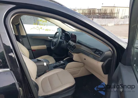 2020 Ford Escape Titanium Hybrid from USA, damaged, VIN 1FMCU0DZ0LUB20786